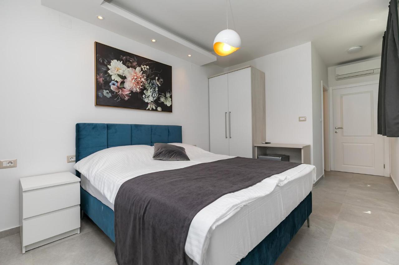 Nadija Apartmani 波雷奇 外观 照片