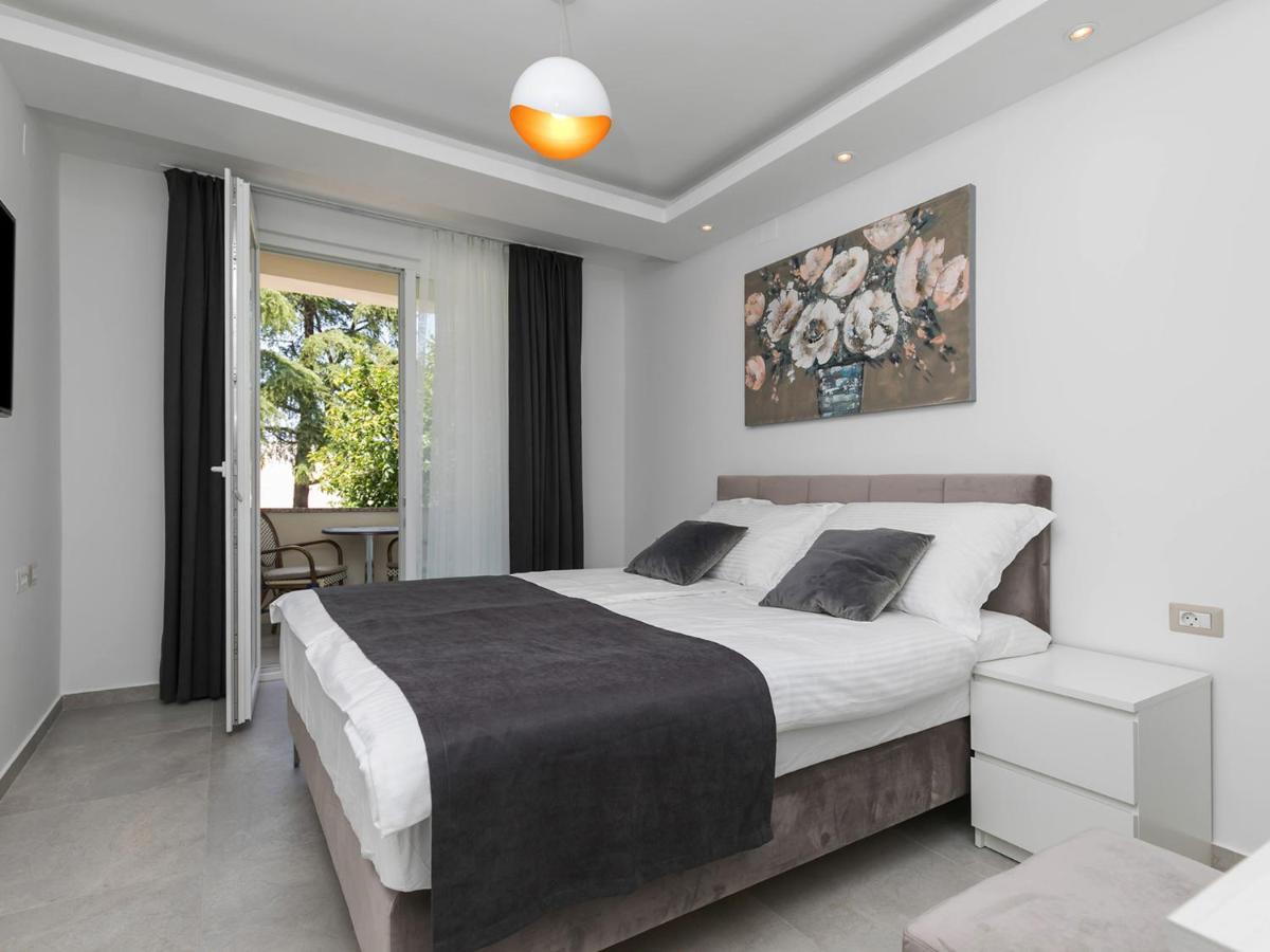 Nadija Apartmani 波雷奇 外观 照片